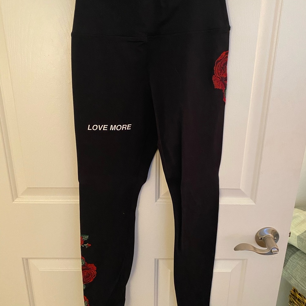 Spiritual Gangster Leggings